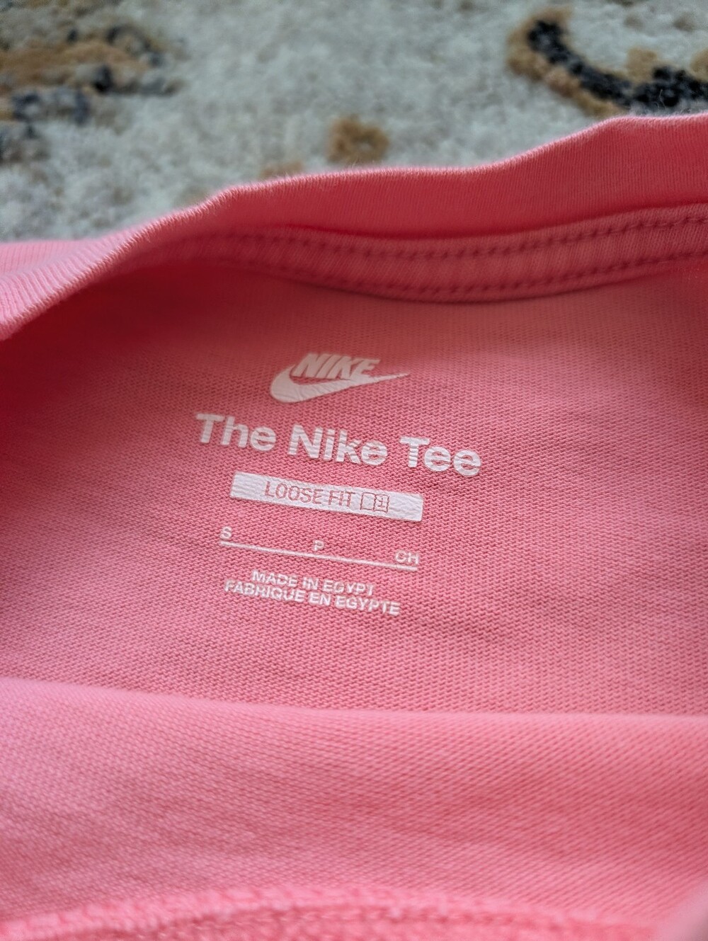Nike Loose Fit Women's T Shirt Bundle Of 2 Small - Picture 2 of 7